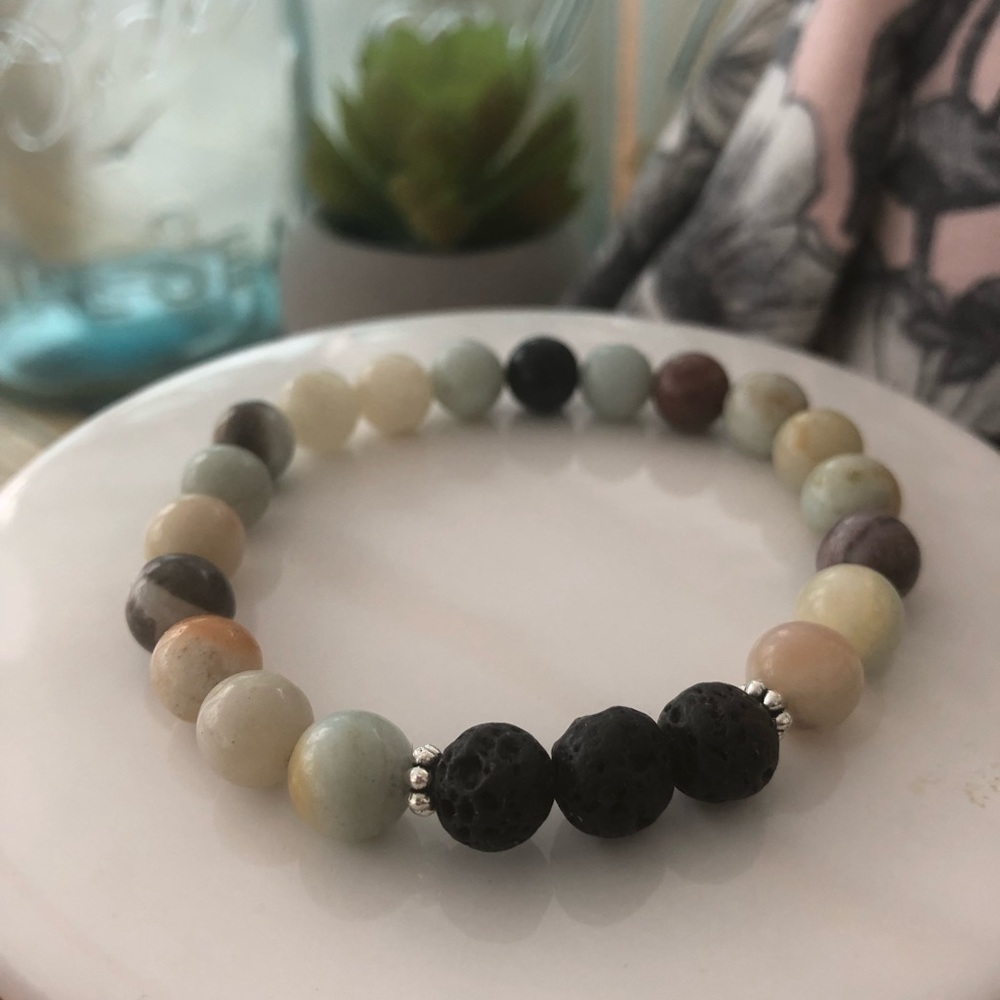 Essential oil diffusing bracelets - Picture 2 of 8